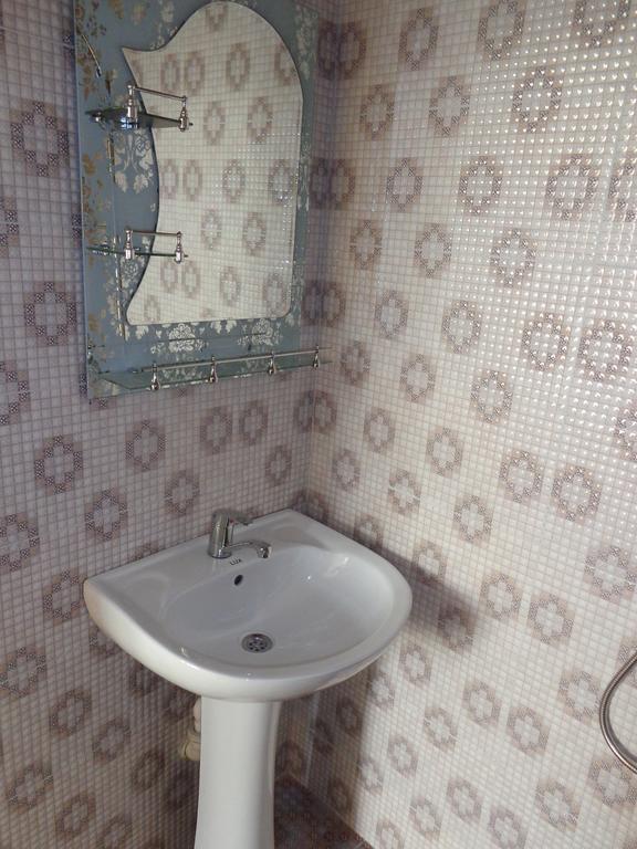 Guest House Vitali Gonio Luaran gambar