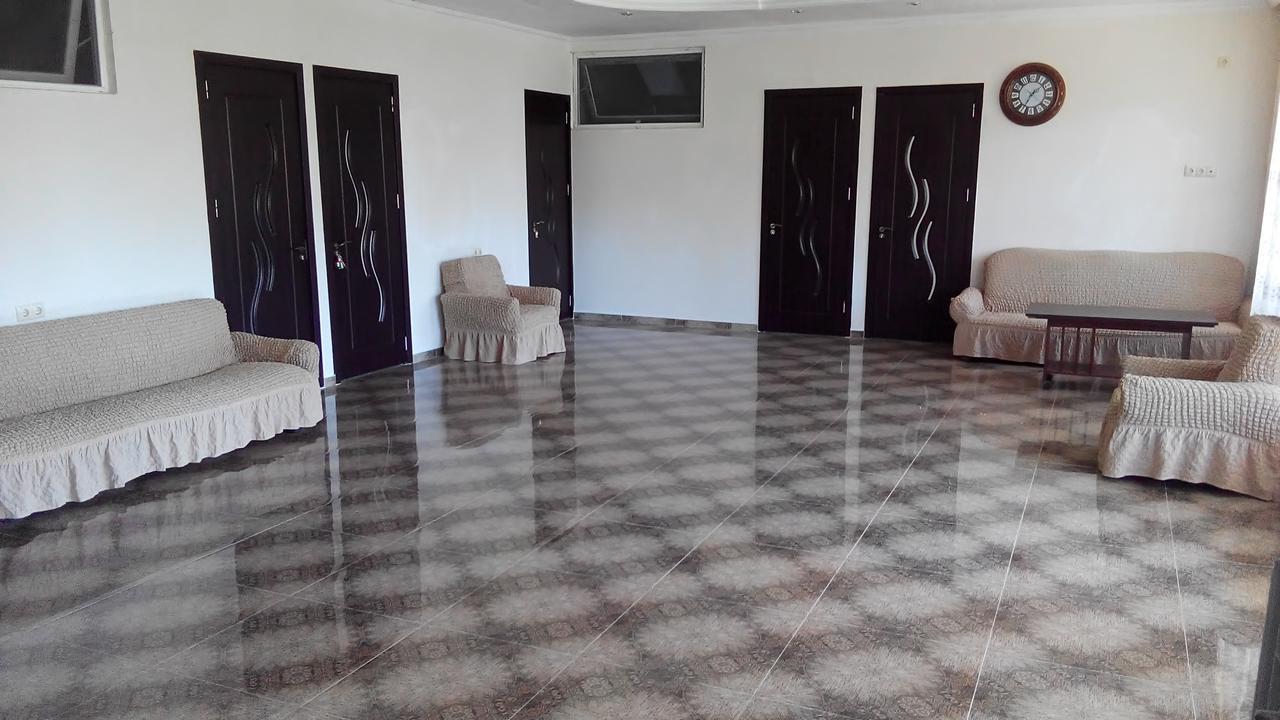 Guest House Vitali Gonio Luaran gambar